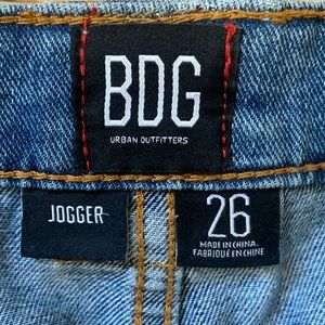 BDG URBAN OUTFITTERS CARGO JOGGERS